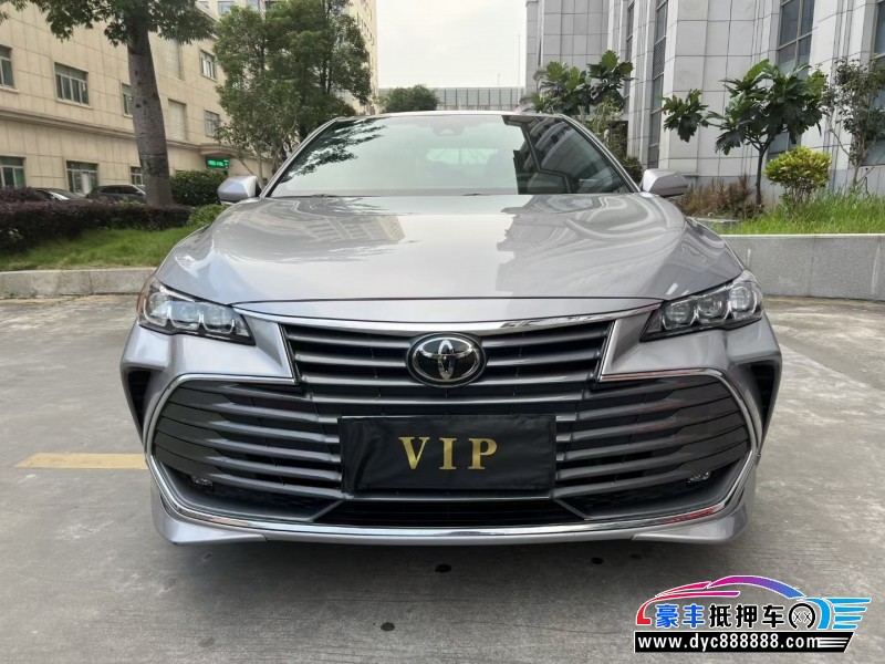 20年丰田亚洲龙轿车抵押车出售