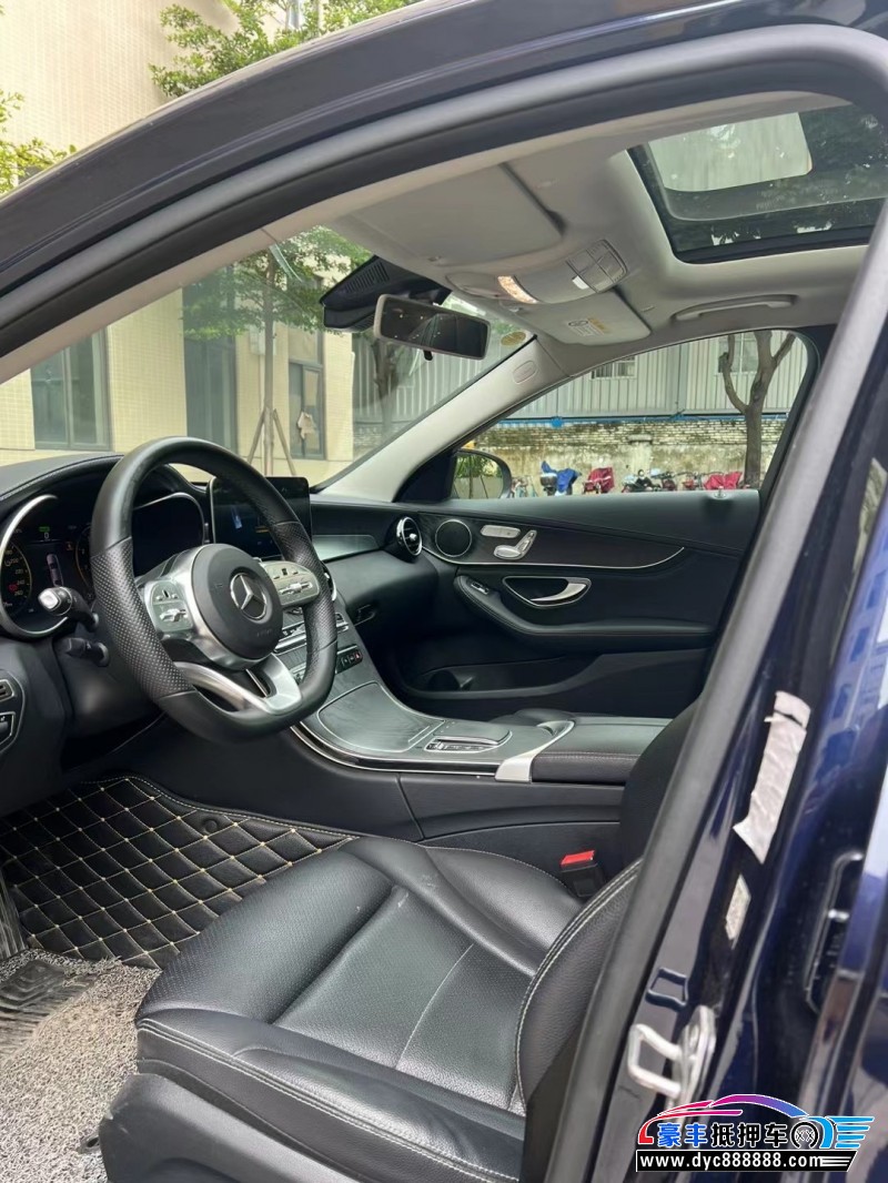 20年奔驰C轿车抵押车出售