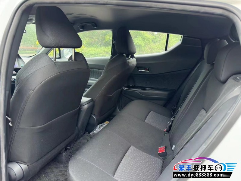 22年丰田奕泽轿车抵押车出售