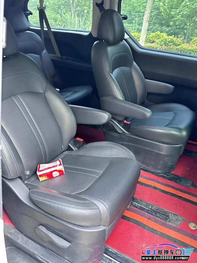 22年上汽大通G10SUV抵押车出售