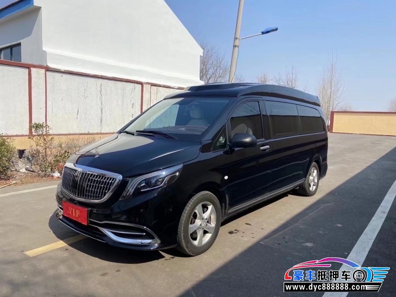 17年奔驰威霆轿车抵押车出售