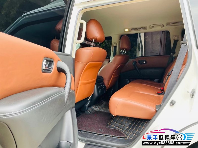 17年日产途乐轿车抵押车出售