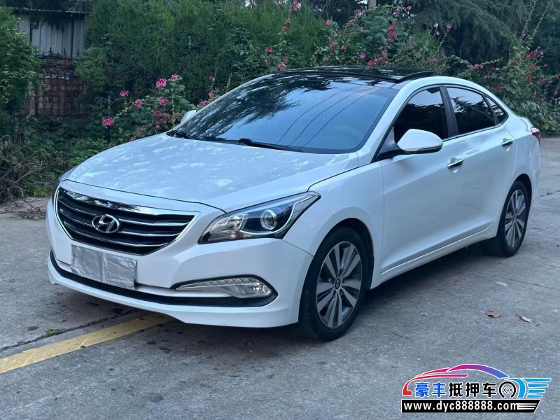 17年现代名图轿车抵押车出售