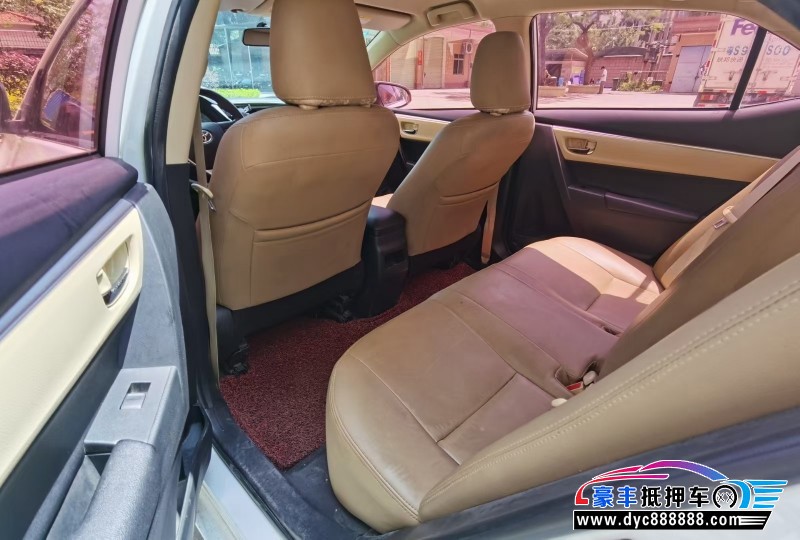 17年丰田卡罗拉轿车抵押车出售