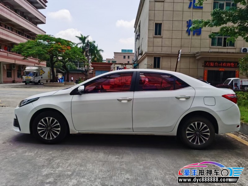 17年丰田卡罗拉轿车抵押车出售