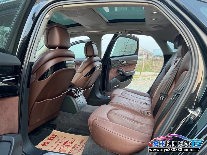 11年奥迪A8轿车抵押车出售