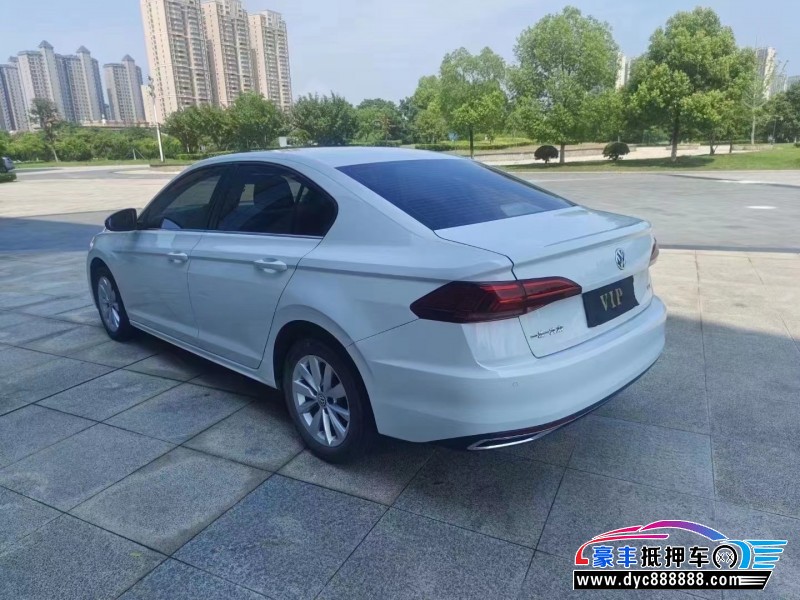 21年大众宝来轿车抵押车出售