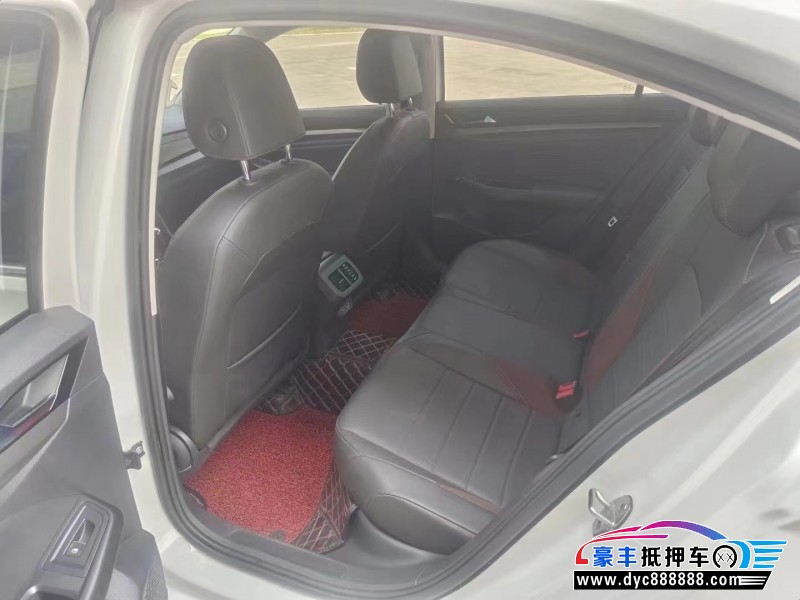 21年大众宝来轿车抵押车出售