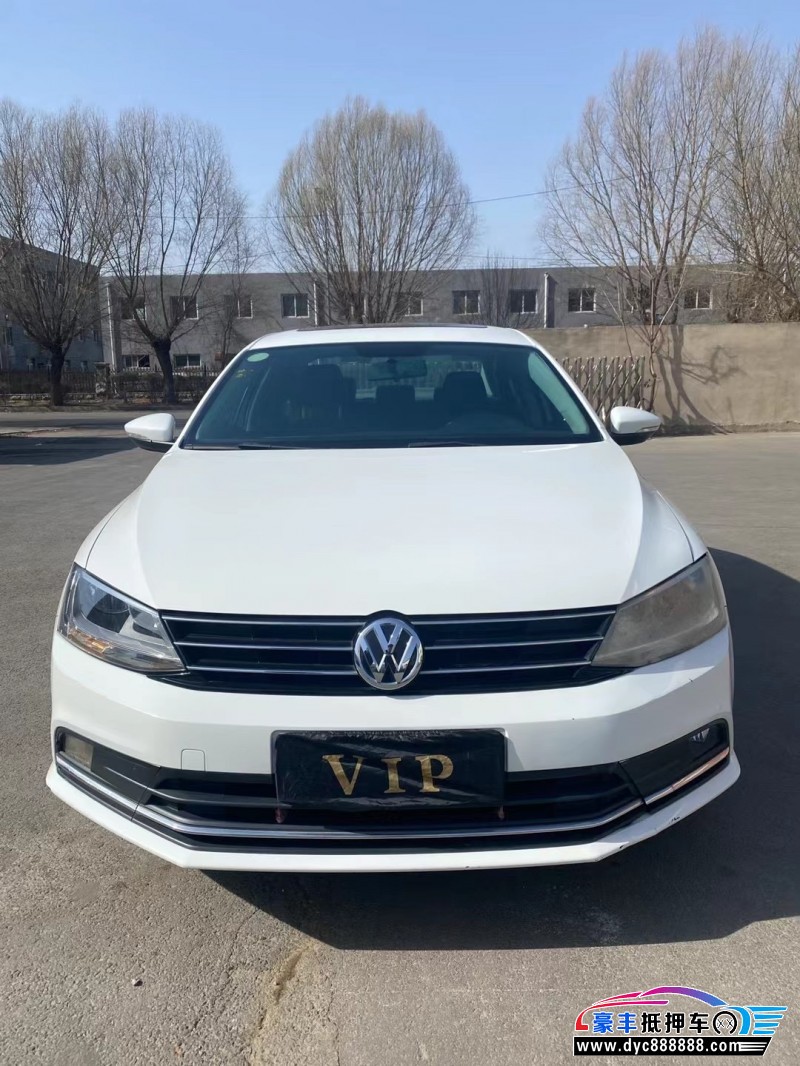 16年大众速腾轿车抵押车出售