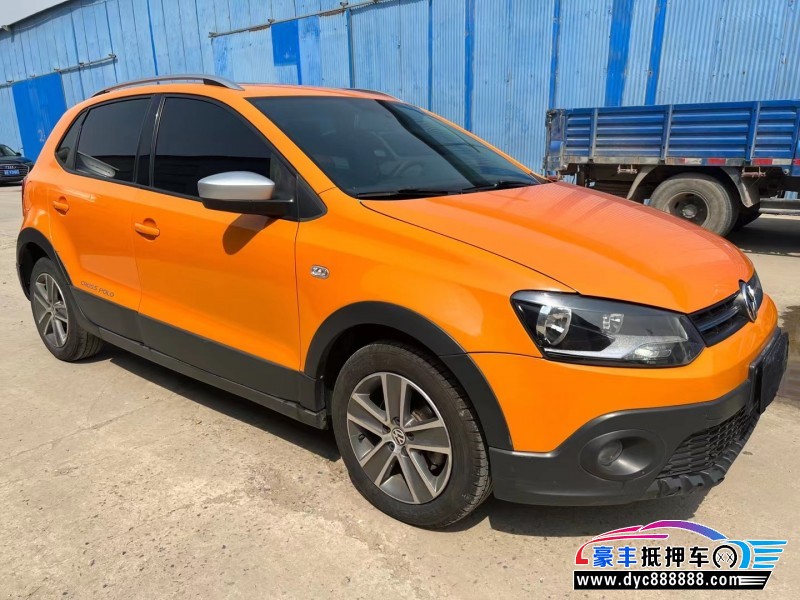 14年大众polo轿车抵押车出售