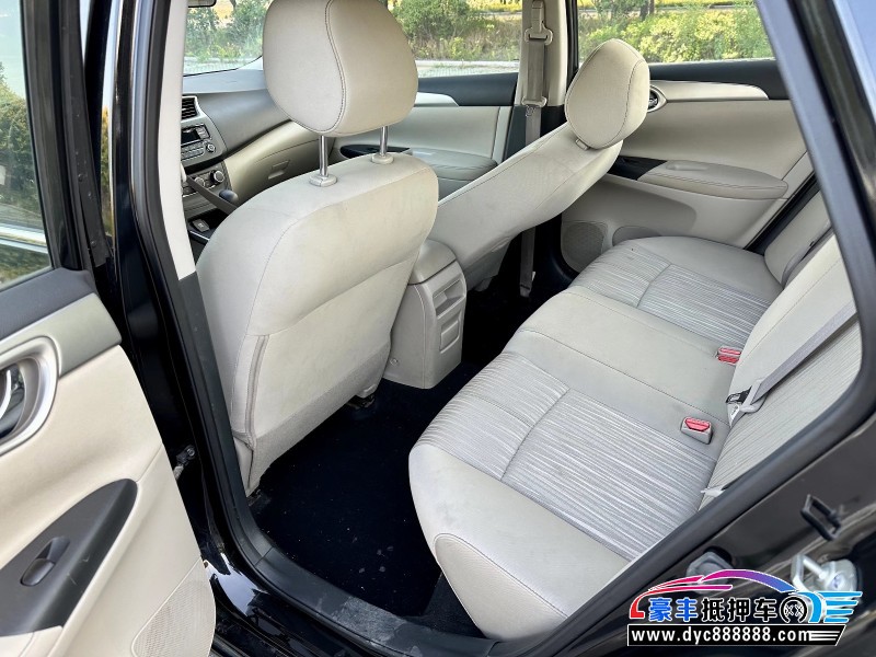 19年日产轩逸轿车抵押车出售