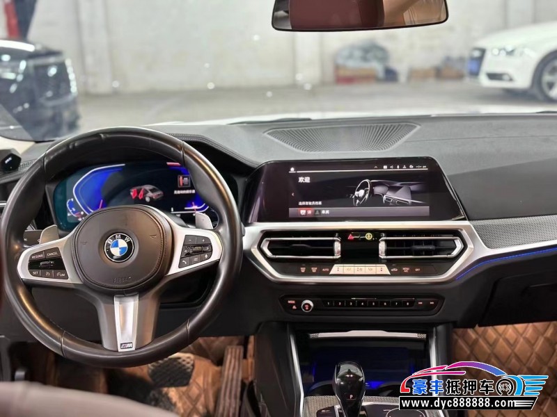 22年宝马3系轿车抵押车出售