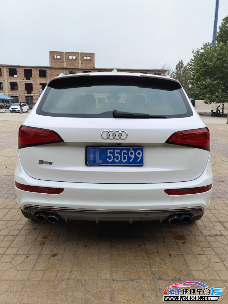 14年奥迪SQ5轿车抵押车出售