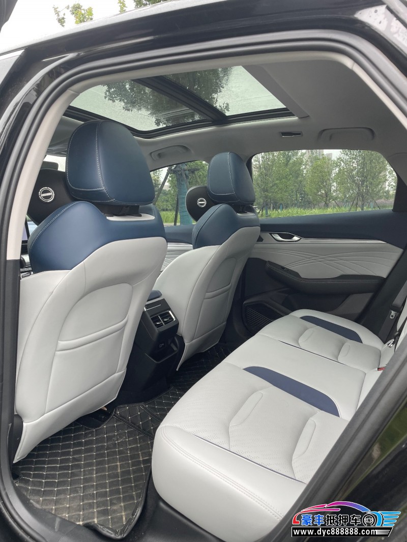 22年吉利星瑞轿车抵押车出售