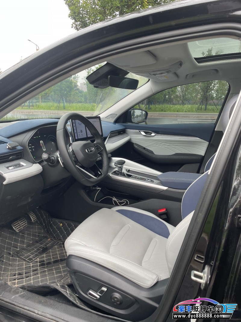 22年吉利星瑞轿车抵押车出售