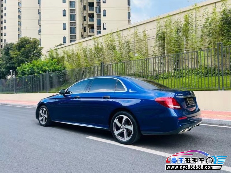 19年奔驰E轿车抵押车出售