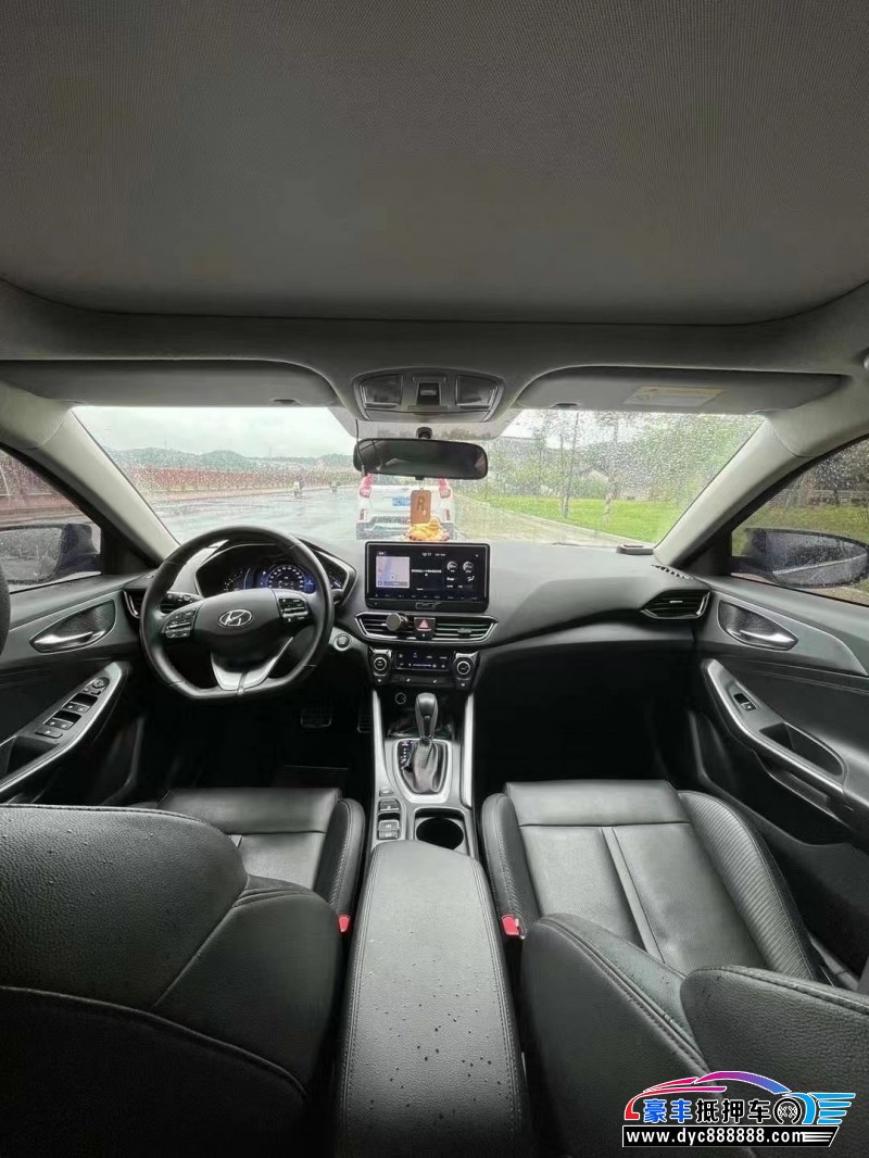 20年现代菲斯塔轿车抵押车出售