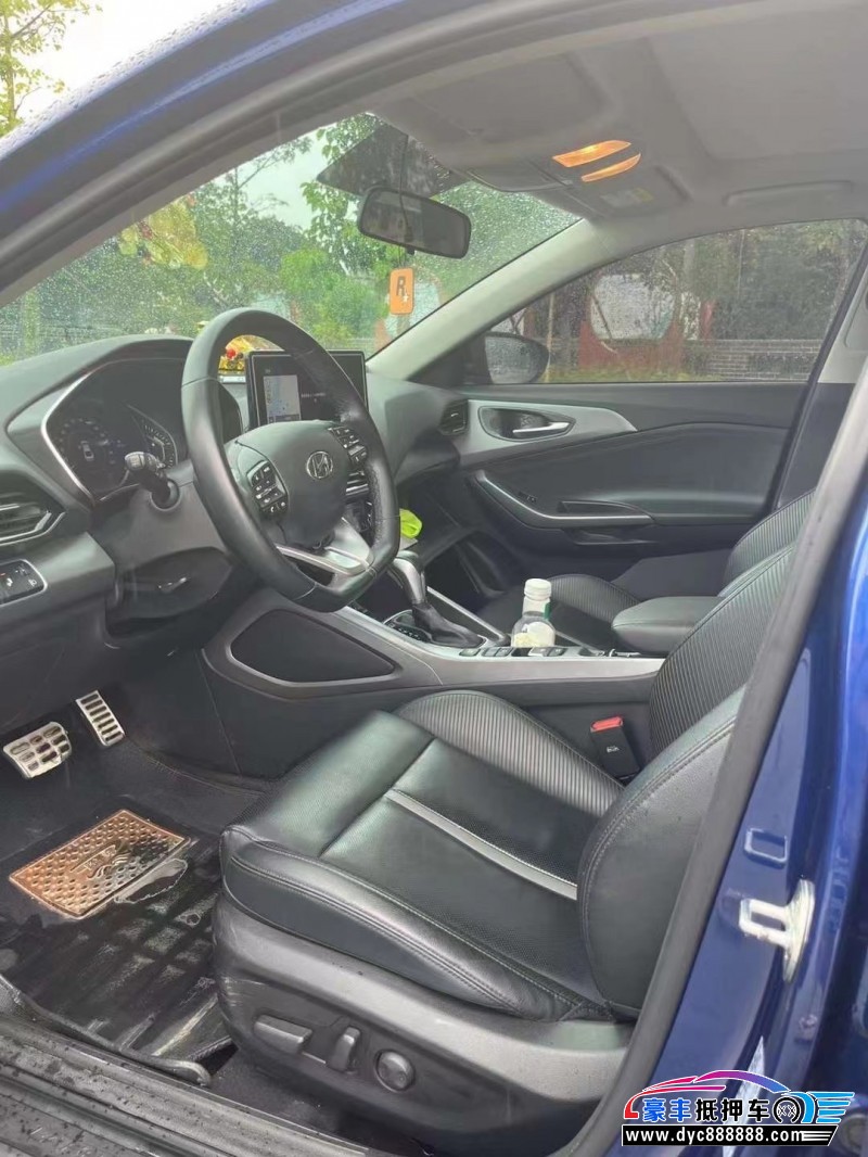 20年现代菲斯塔轿车抵押车出售