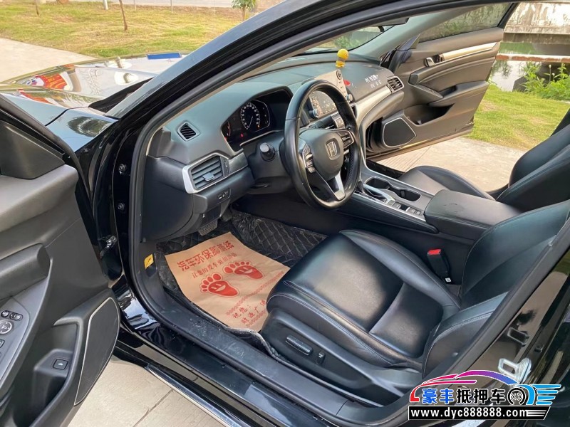 20年本田雅阁轿车抵押车出售