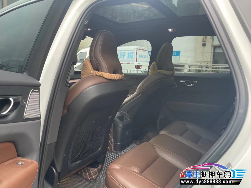 20年沃尔沃XC60轿车抵押车出售