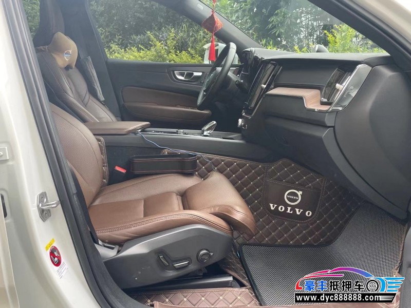 20年沃尔沃XC60轿车抵押车出售
