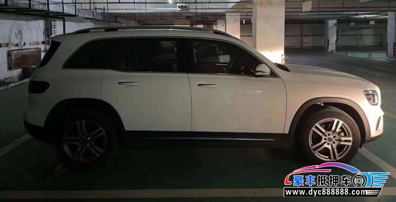 21年奔驰GLB轿车抵押车出售