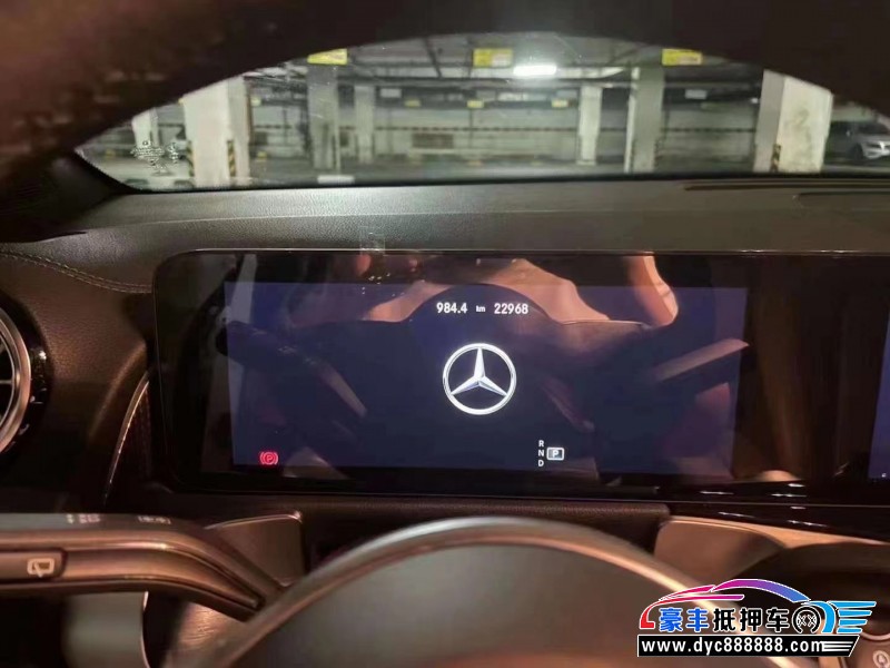 21年奔驰GLB轿车抵押车出售