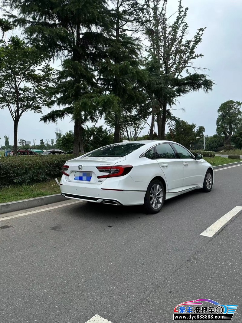 22年本田雅阁轿车抵押车出售