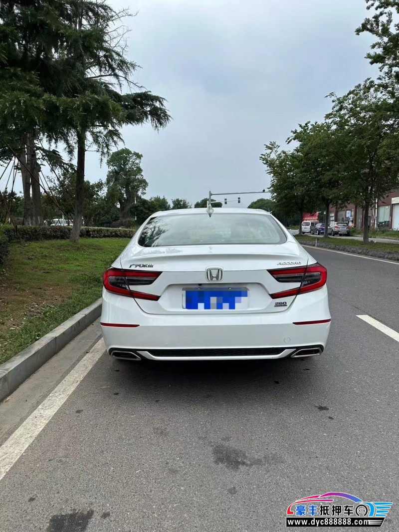 22年本田雅阁轿车抵押车出售