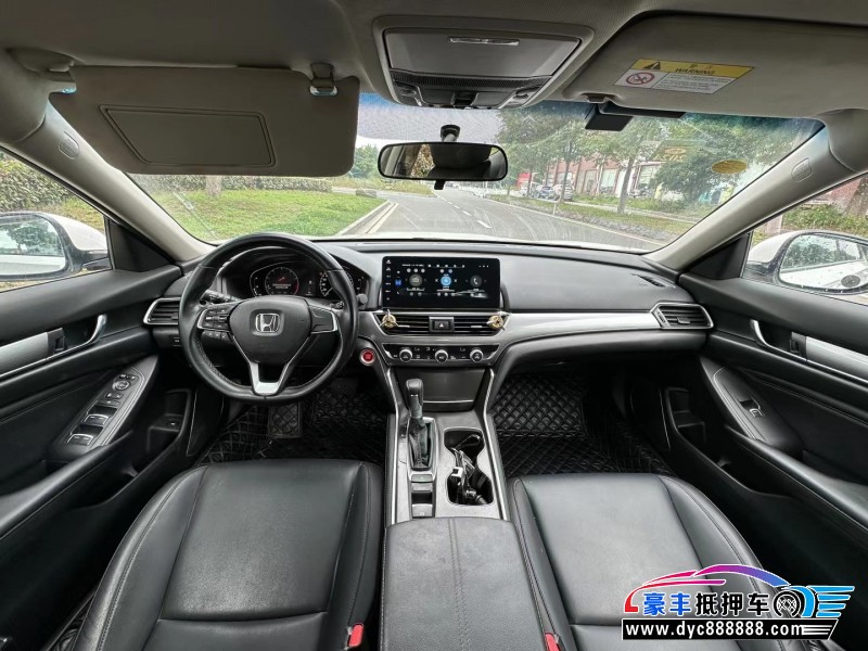 22年本田雅阁轿车抵押车出售