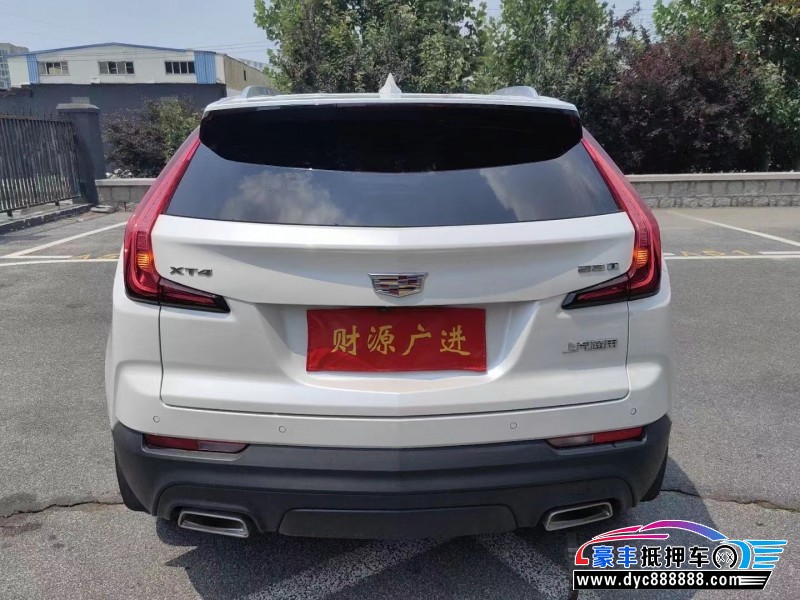22年凯迪拉克XT4轿车抵押车出售