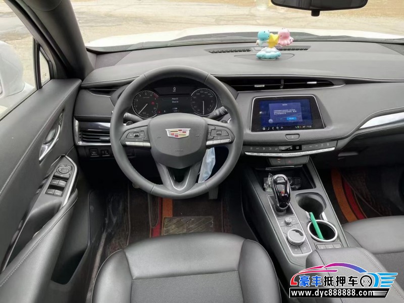 22年凯迪拉克XT4轿车抵押车出售