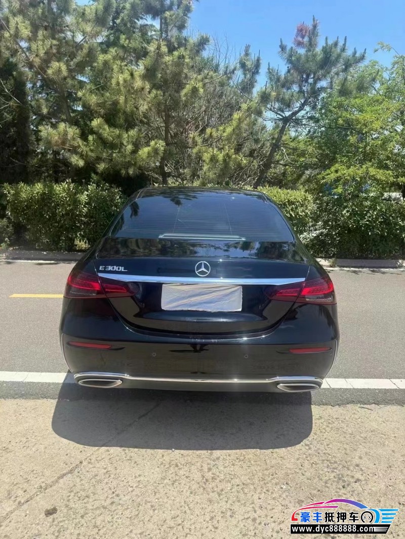 21年奔驰E轿车抵押车出售