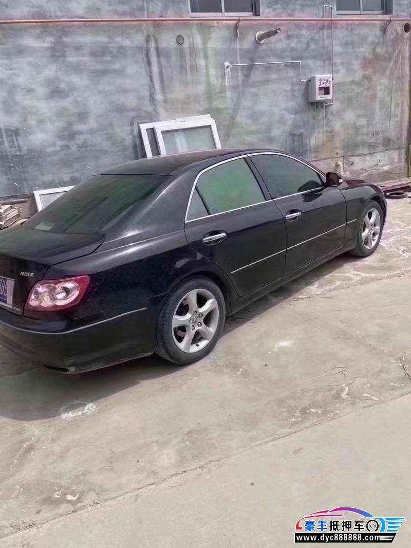 10年丰田锐志轿车抵押车出售