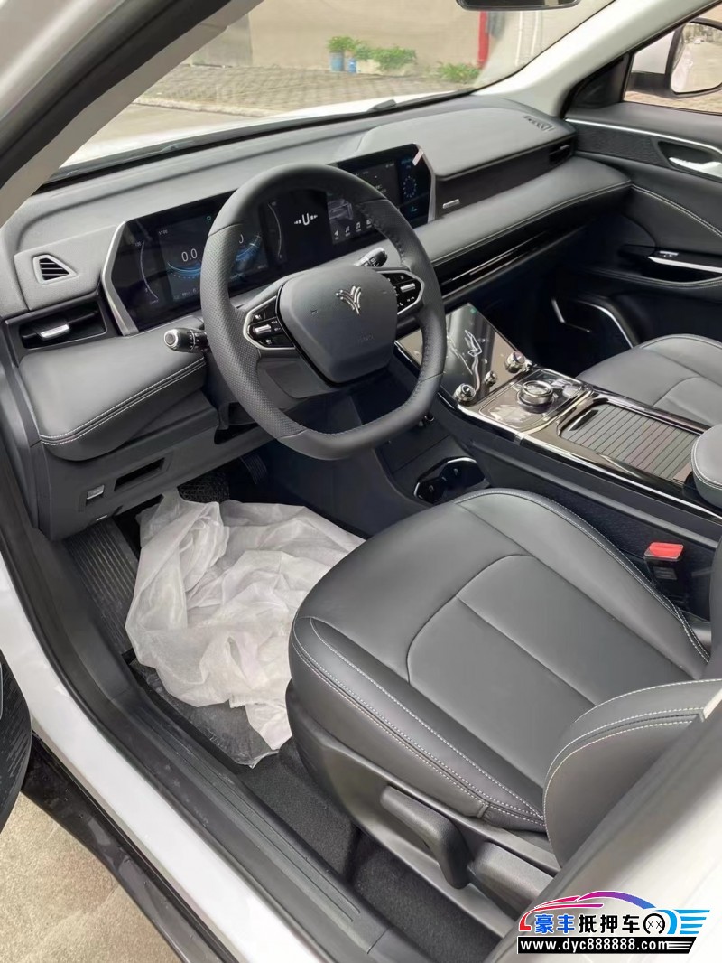 23年哪吒u-ll400SUV抵押车出售