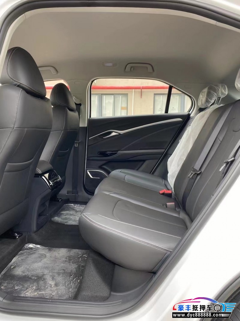 23年哪吒u-ll400SUV抵押车出售