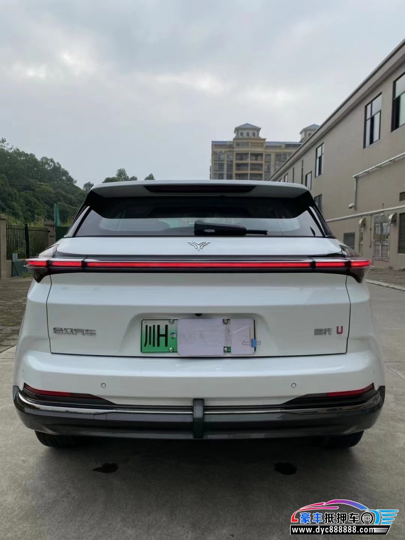 23年哪吒u-ll400SUV抵押车出售