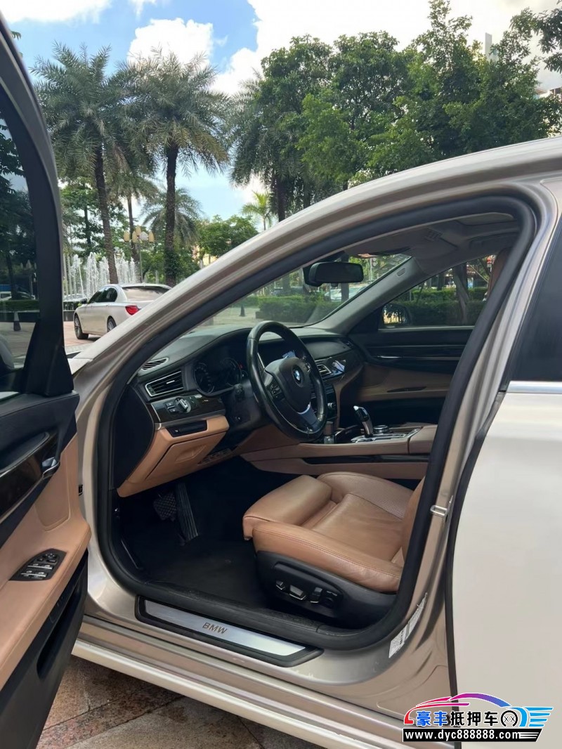 14年宝马7系轿车抵押车出售