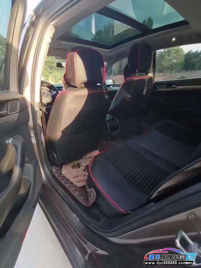 17年大众迈腾轿车抵押车出售