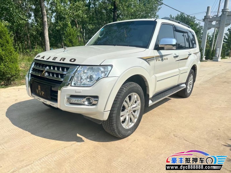 18年三菱帕杰罗SUV抵押车出售