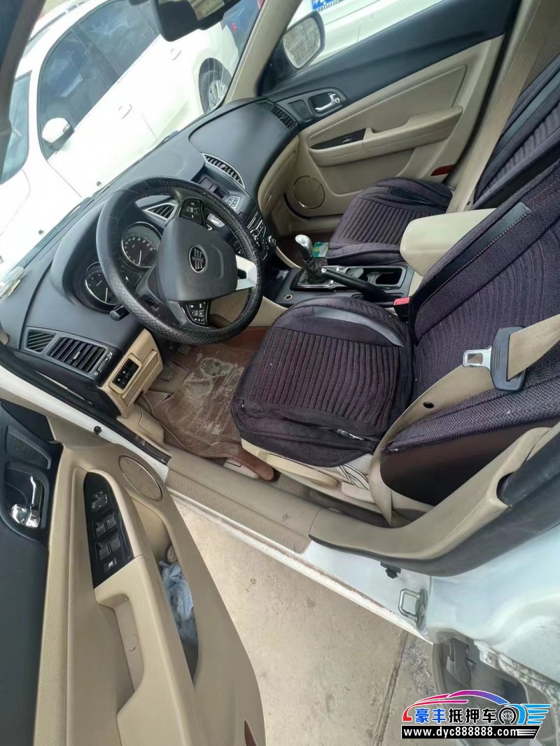 16年奔腾B50轿车抵押车出售