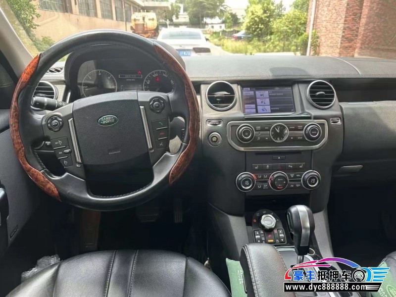 12年路虎发现4轿车抵押车出售