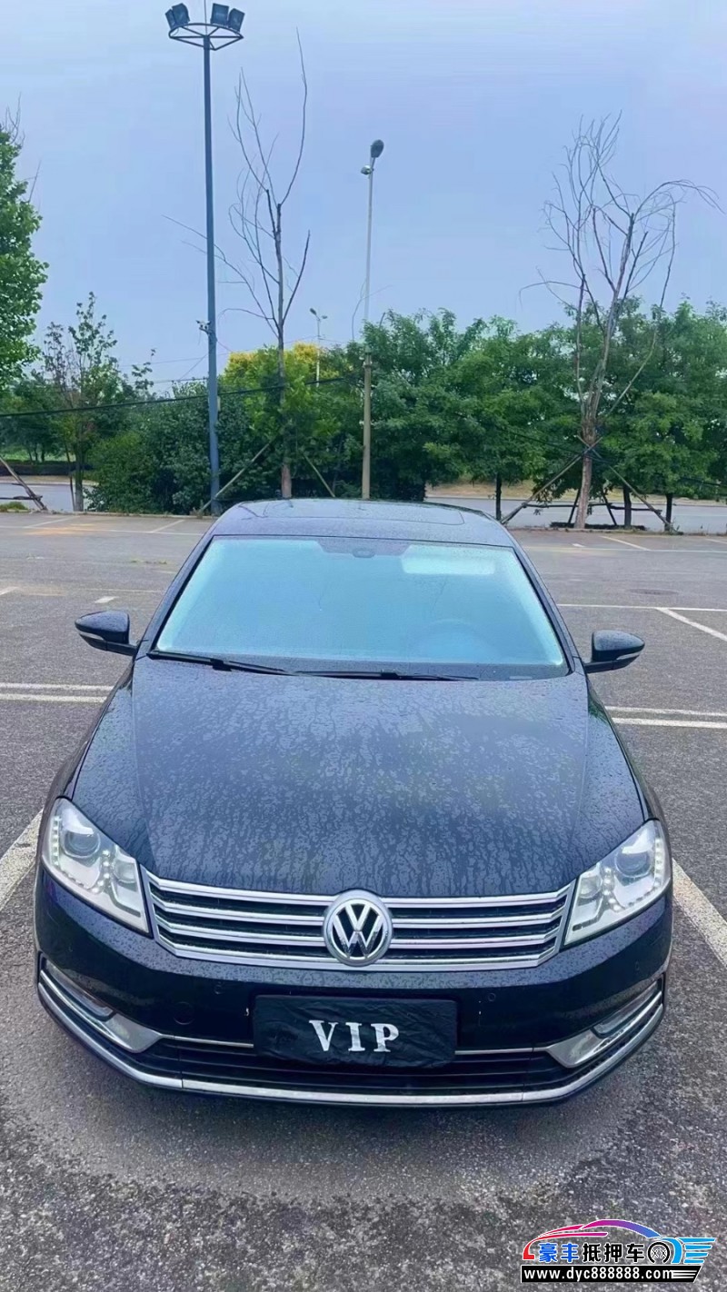 14年大众迈腾轿车抵押车出售