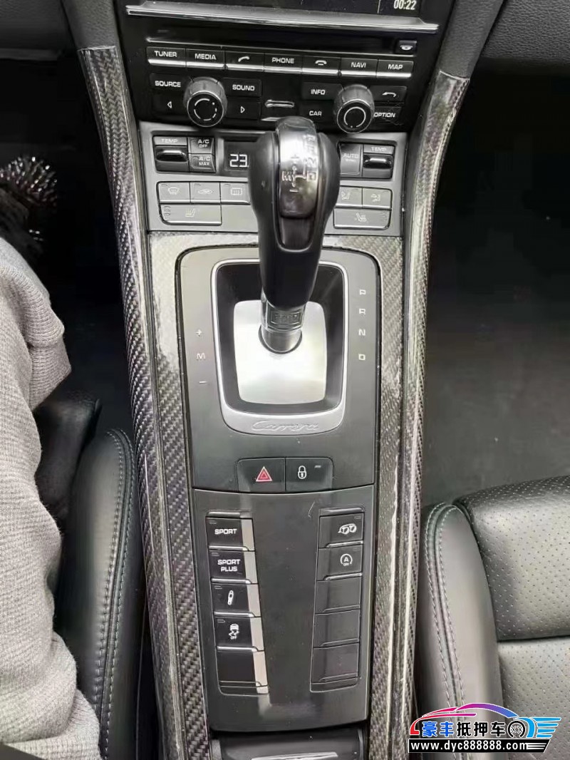 15年保时捷911轿车抵押车出售