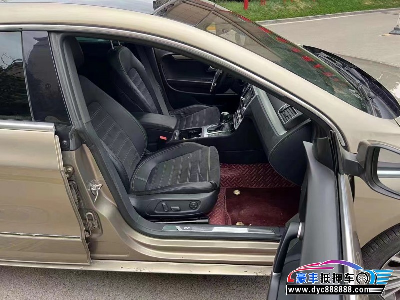 18年大众CC轿车抵押车出售