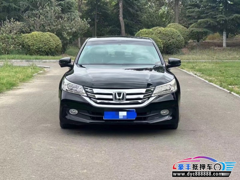15年本田雅阁轿车抵押车出售