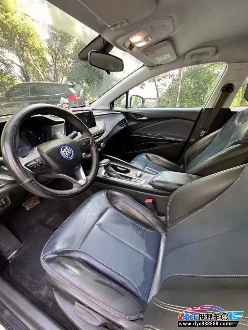 21年别克微蓝轿车抵押车出售