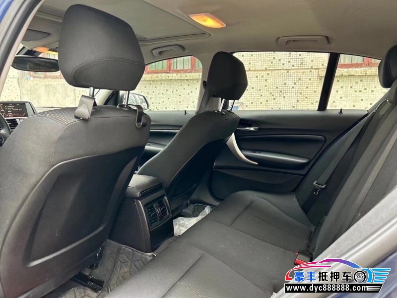 12年宝马1系轿车抵押车出售