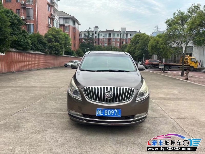 12年别克GL8轿车抵押车出售