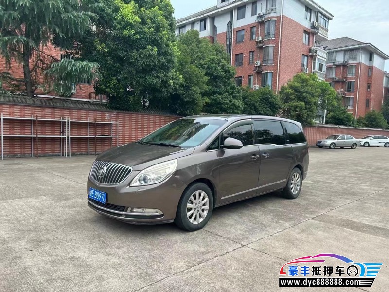 12年别克GL8轿车抵押车出售